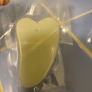 NWT Jade stone gua sha smoother